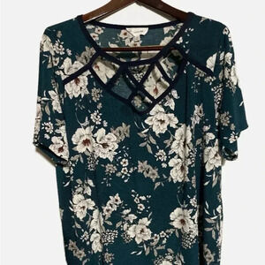 Exclusive One Plus Size Floral Top